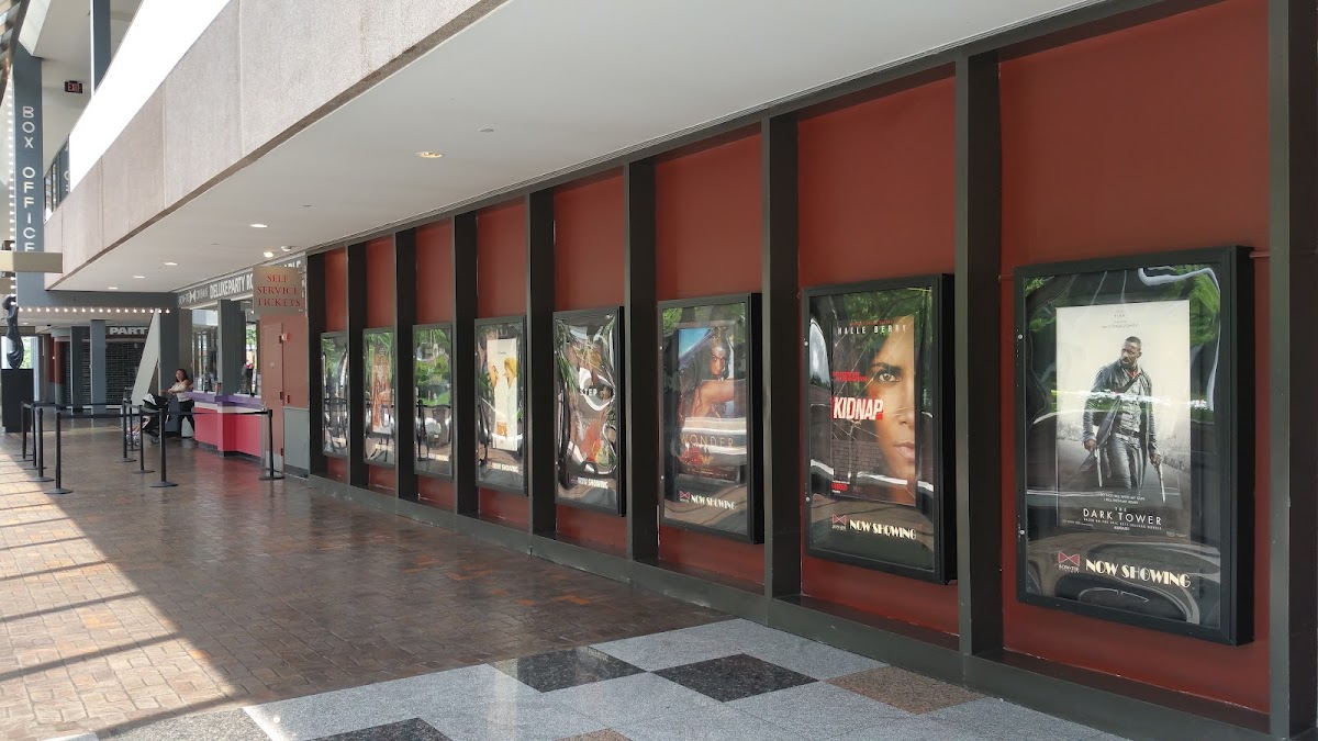 Landmark Square Cafe